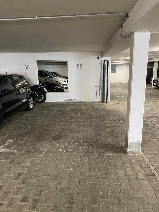 3 Zimmer Apartment In S-Bahn Naehe, 76 Qm, Max 5 Pers, 30Qm Dachterasse, Garage, Internet 1000 Mbit Gärtringen Buitenkant foto